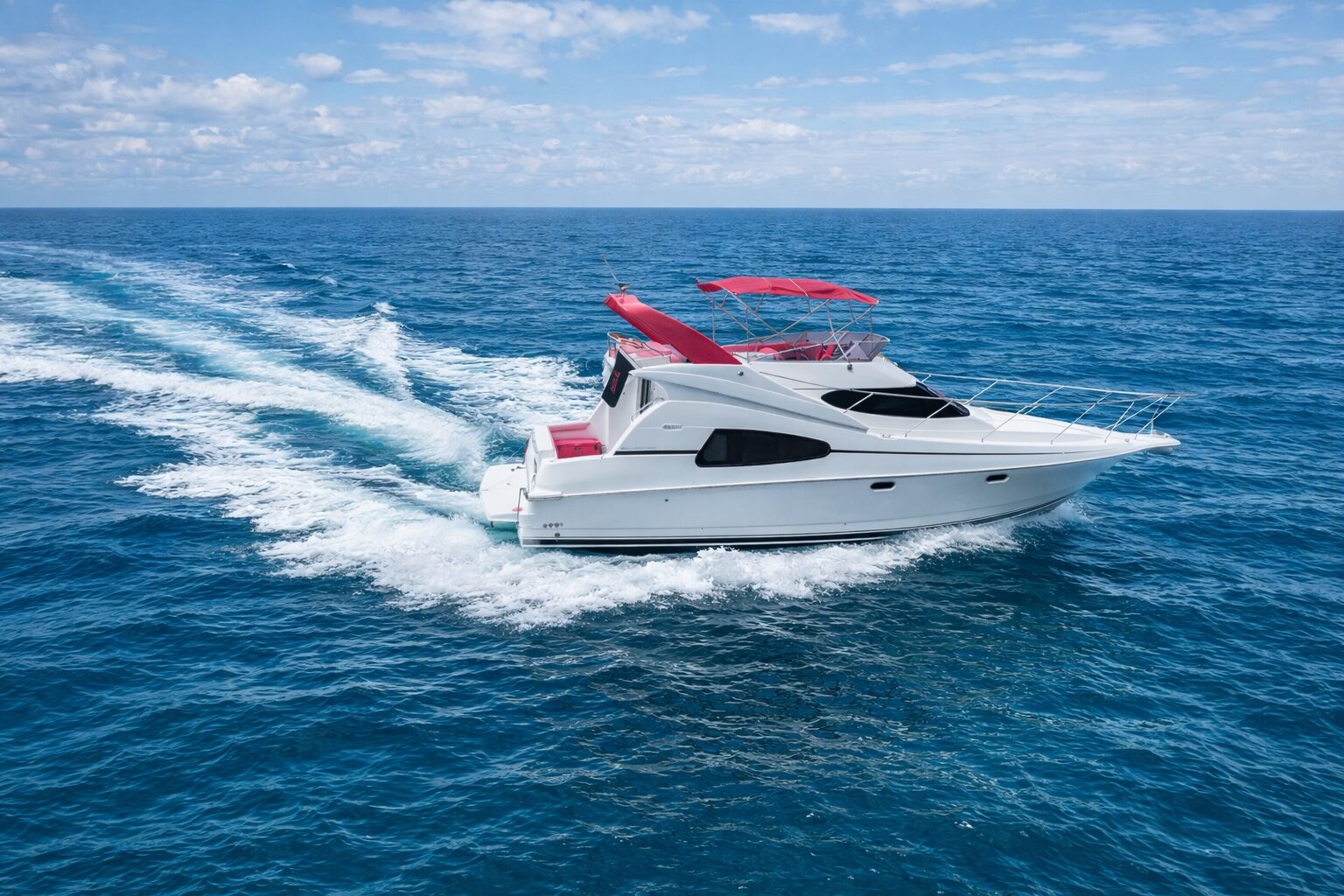 Carver 40 Flybridge yacht charter Miami