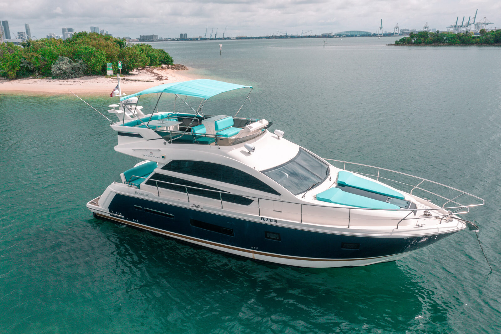 Prestige 500 Flybridge yacht charter Miami